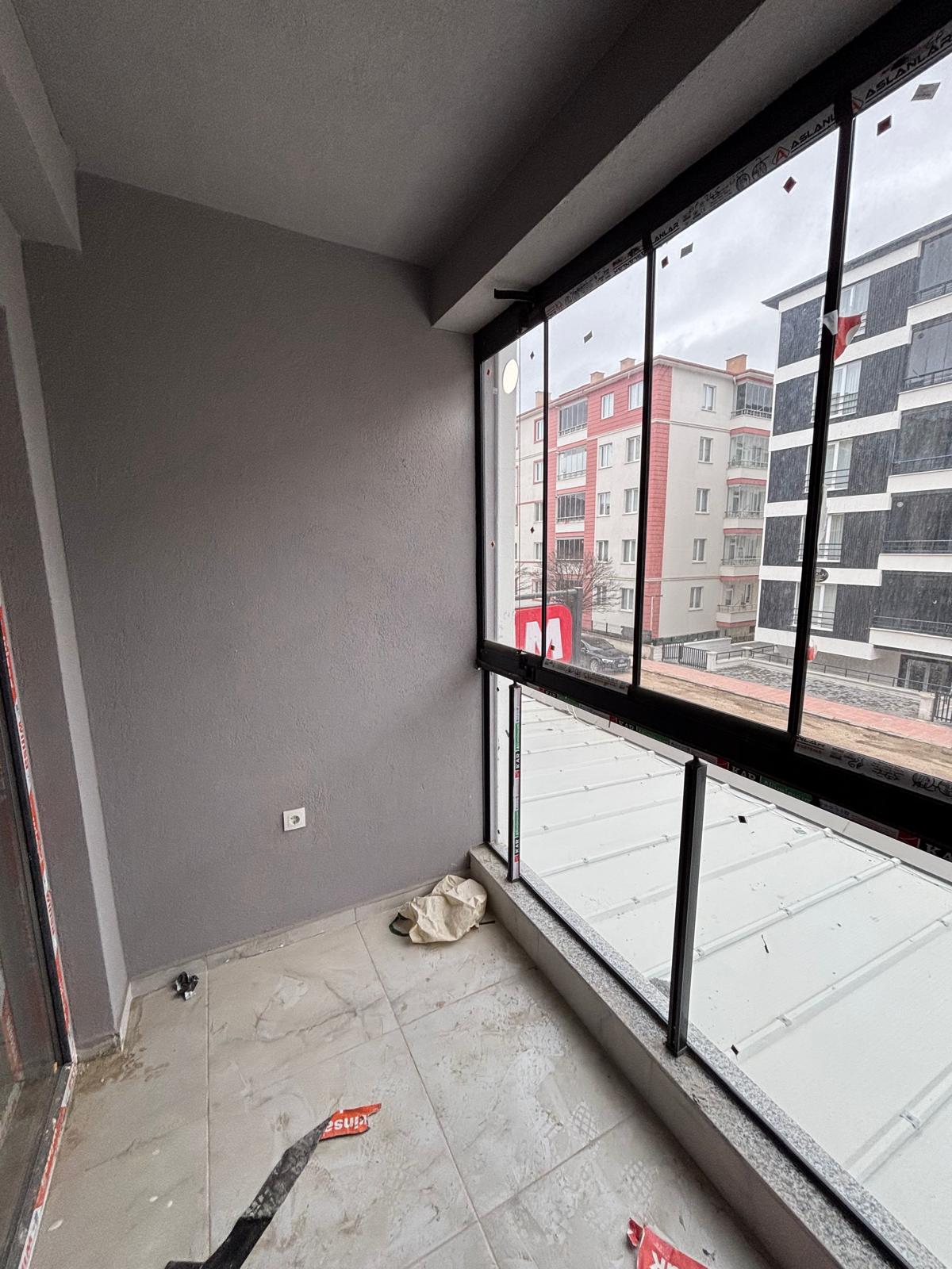 MABEL'DEN KAFELER CADDESİNE YAKIN SIFIR DAİRE